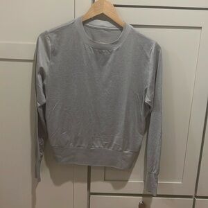 Vuori Long-Sleeve Halo Crew DreamKnit™ Pullover size S in Pale Grey Heather